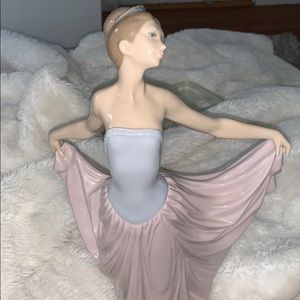 LLADRO dancer women figurine